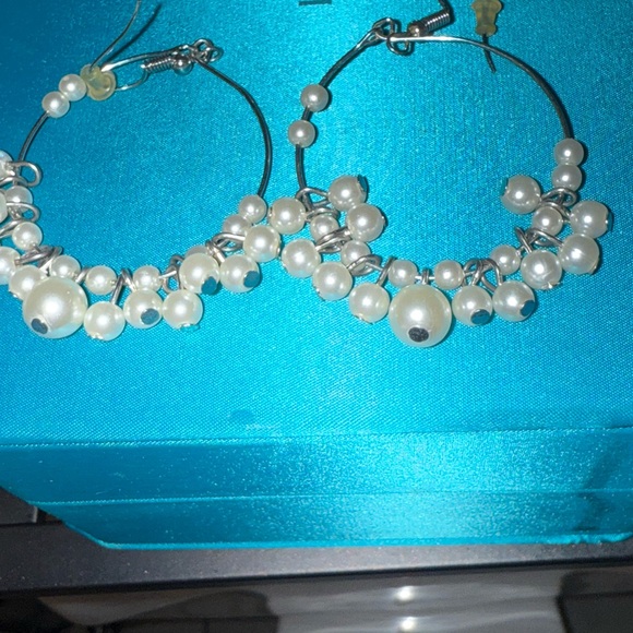 Classic Faux Pearl Beaded Silver Hoop Earrings - Picture 2 of 4